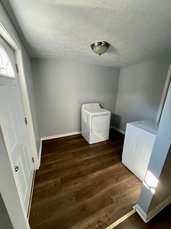 Foto del edificio - 2114 S Preston St