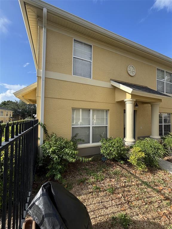 Foto del edificio - 240 Hardcastle Pl
