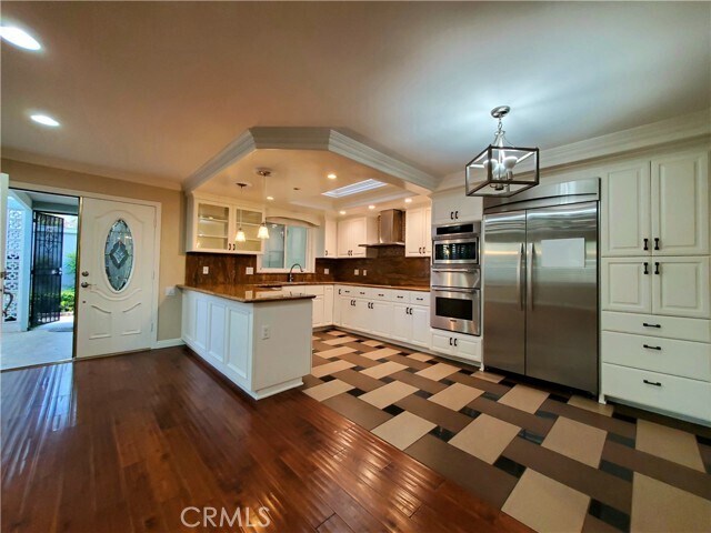 Building Photo - 310 Avenida Castilla