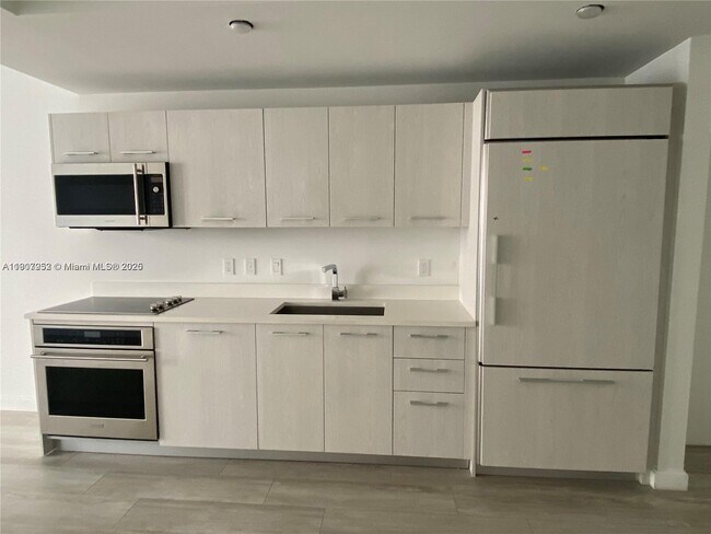 Foto del edificio - 55 SW 9th St