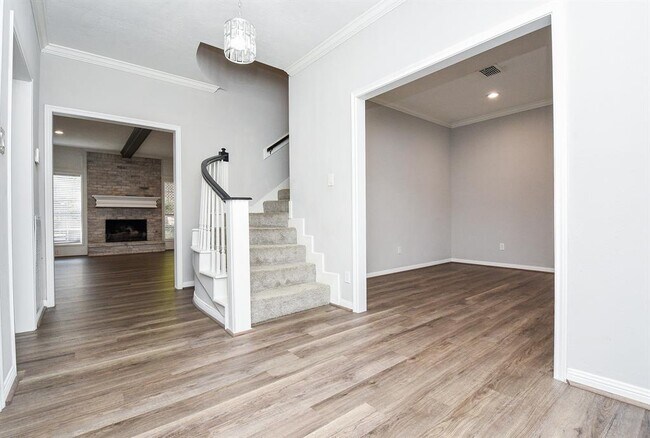 Building Photo - 5511 Westerham Pl