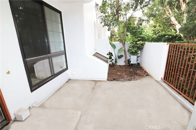 Foto del edificio - 7402 Coho Dr