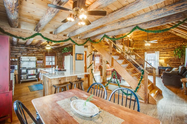 Foto del edificio - 510 Marges Mountain Ln