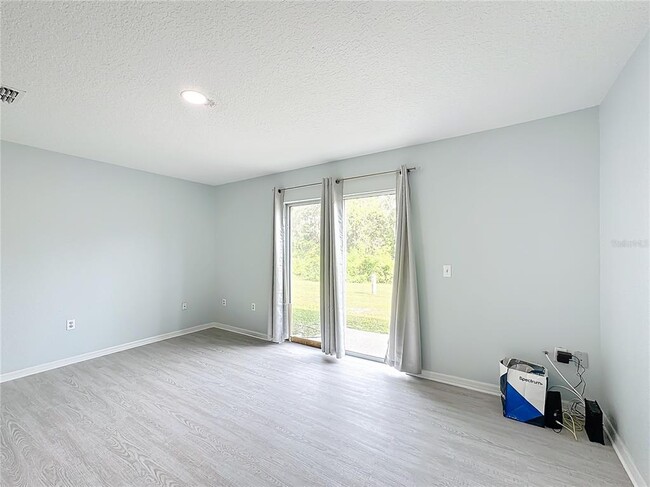 Building Photo - 249 Royal Palm Dr