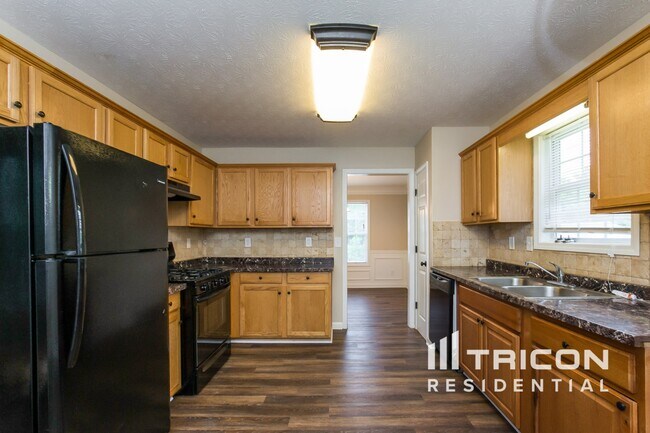 Building Photo - 109 Enclave Dr