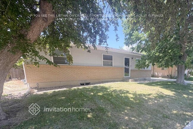 Building Photo - 5561 Xanadu St