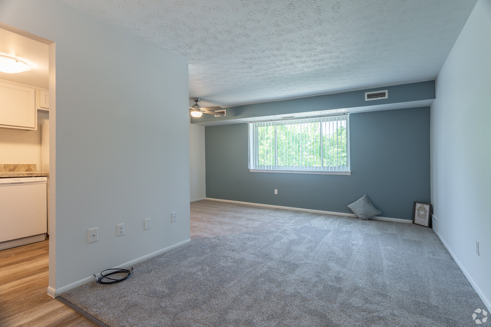 Parkside Towers – photo 5
