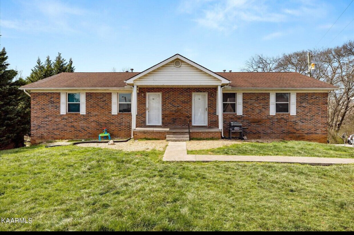 1527 Meadow Spring Dr, Jefferson City, TN 37760 House for Rent in