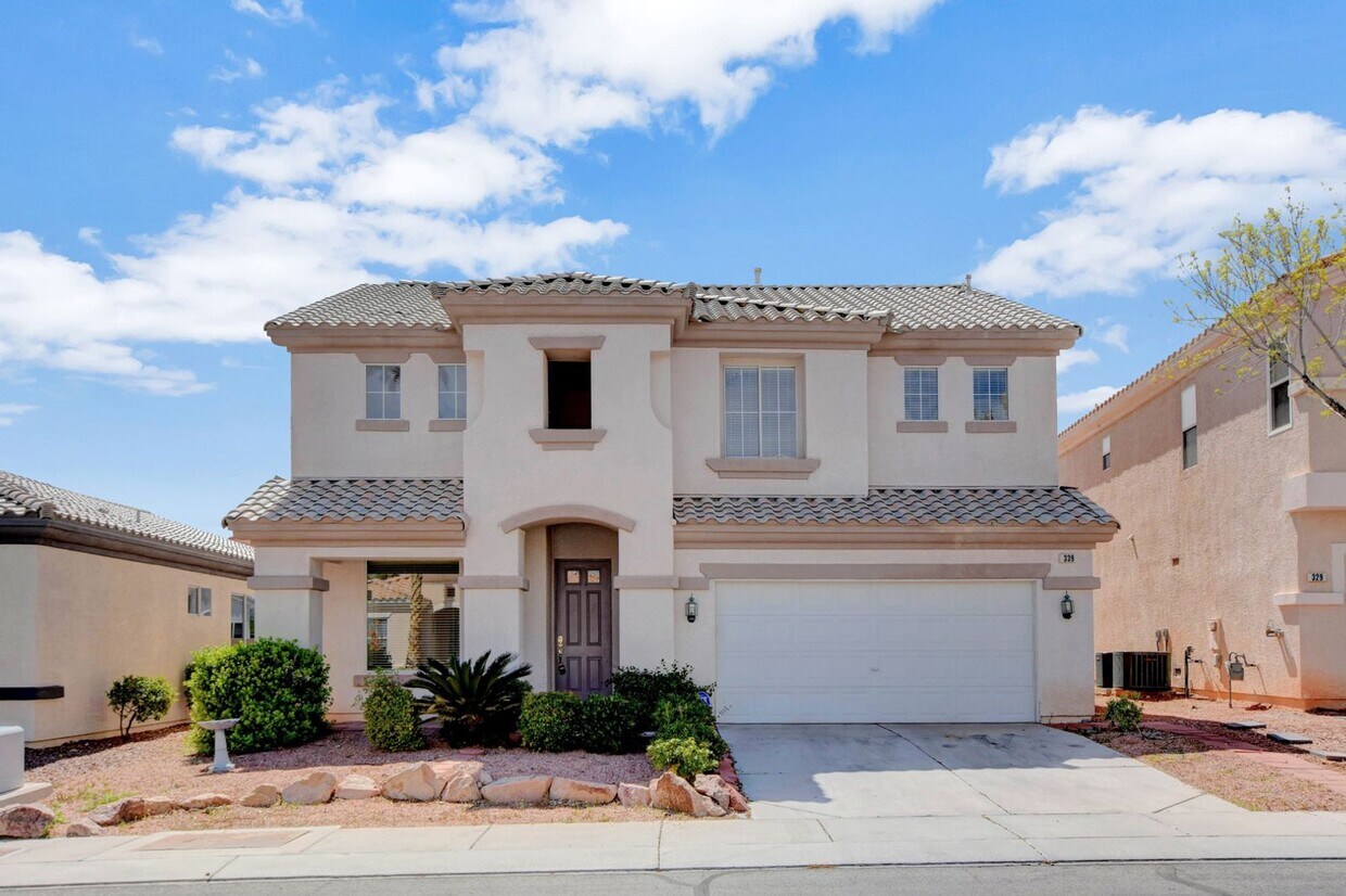 Primary Photo - 3 BEDROOM 3 BATH 2-STORY HOME IN GUARD GAT...