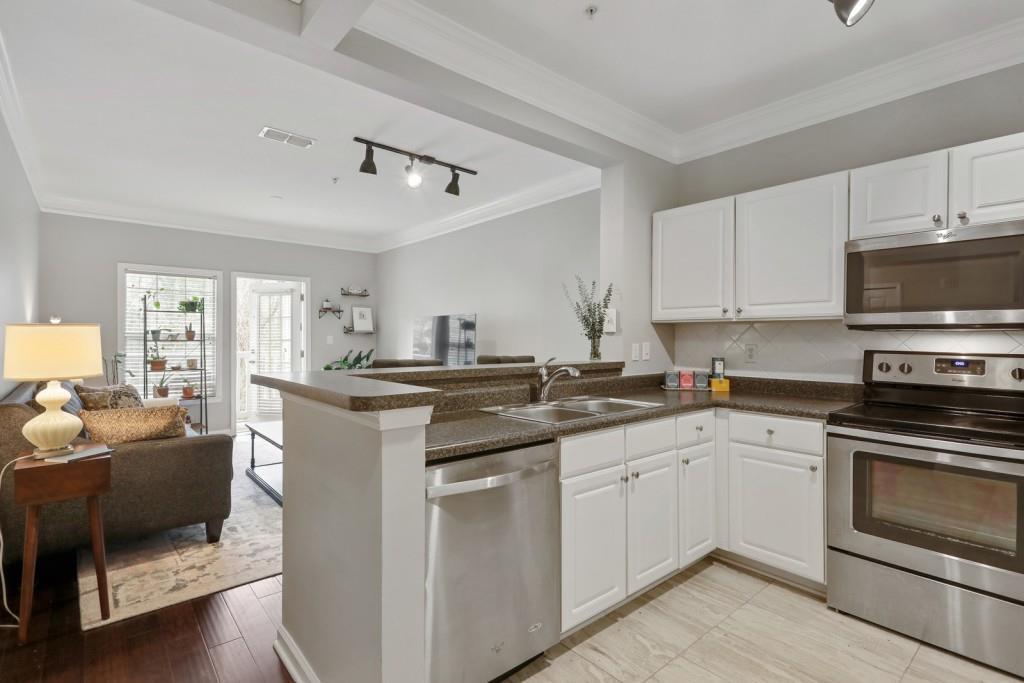 1221 Westchester Ridge NE Unit 1221, Atlanta, GA 30329 Condo for Rent