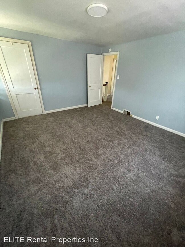 Building Photo - 3 br, 1 bath House - 53 Foster Avenue