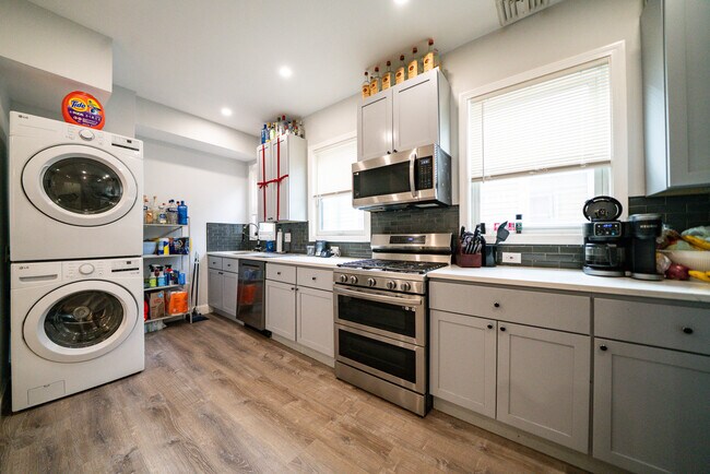 Foto del edificio - 137 Centre St