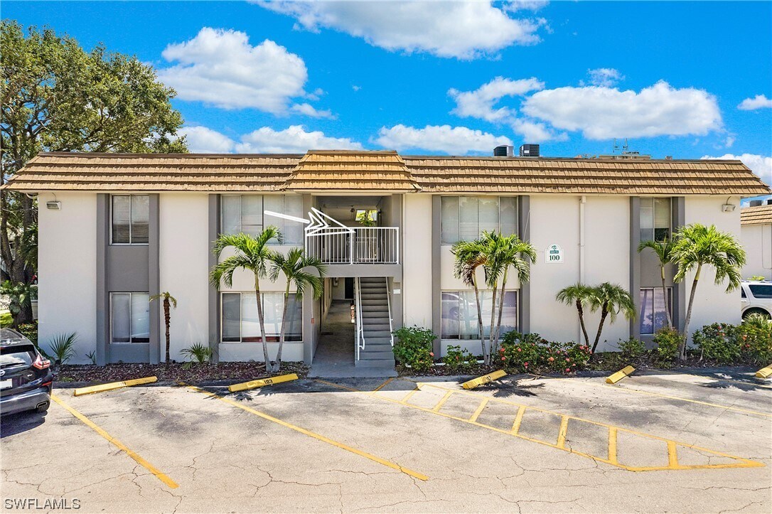 Primary Photo - 1830 Maravilla Ave