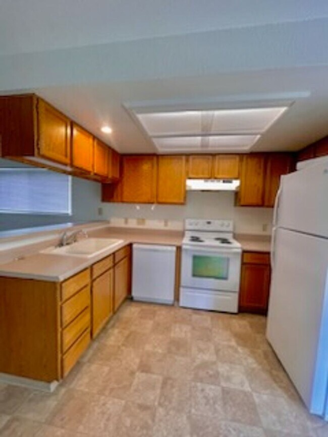 Foto del edificio - 1747 Siskiyou Blvd