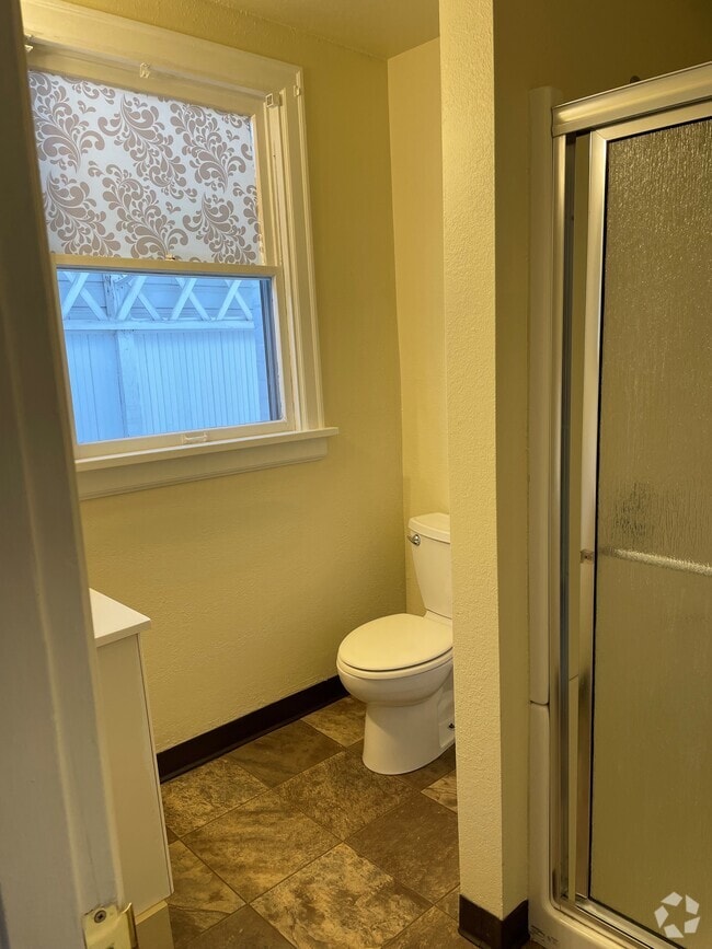 Gated Apartments For Rent in Melrose, MT 17 Rentals