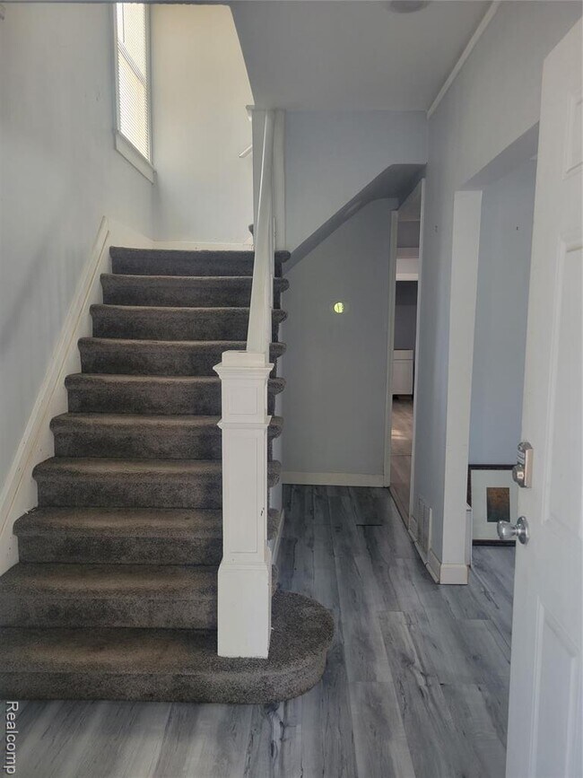 Foto del edificio - 16199 Monica St