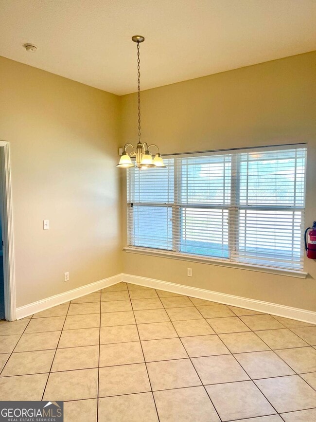 Building Photo - 17 Fox Path