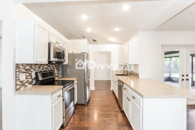 Building Photo - 1005 Cameo Crest Ln, Valrico, FL 33596