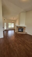 Building Photo - 6601 Camphor Ct