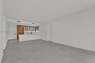 Building Photo - 2200 Brickell Ave