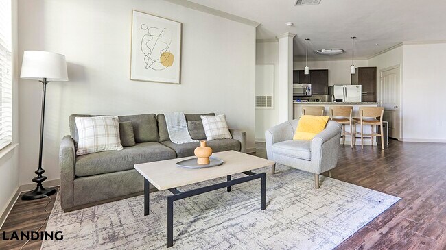 Foto del edificio - 10800 Lakeline Blvd