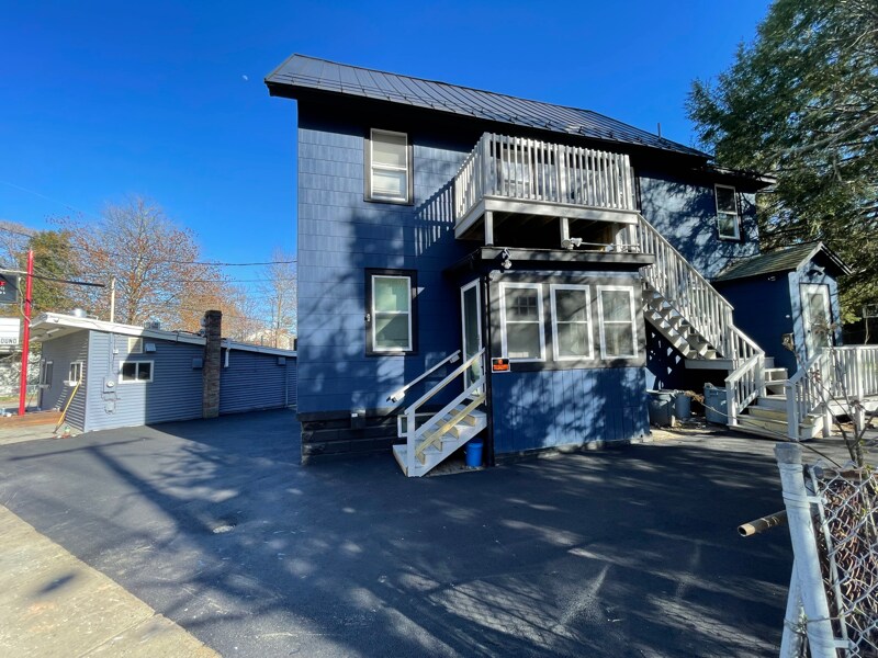 Primary Photo - 115 Saco Ave
