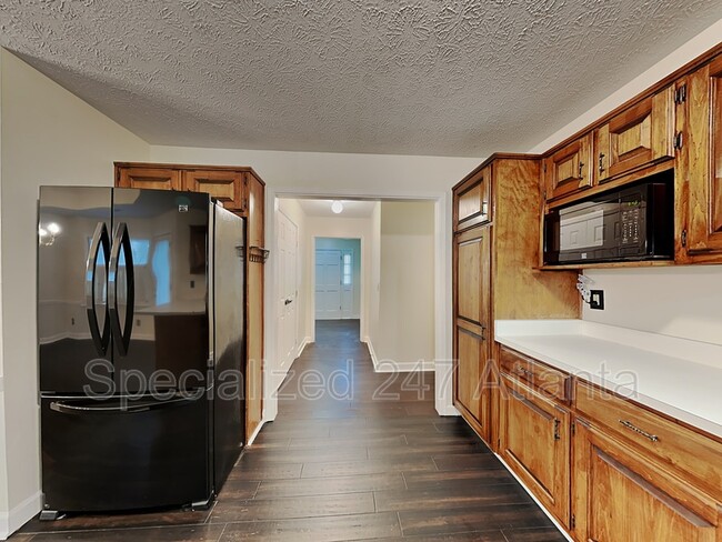 Building Photo - 836 Bristol Way