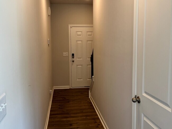 Building Photo - 1258 Adrian Ct