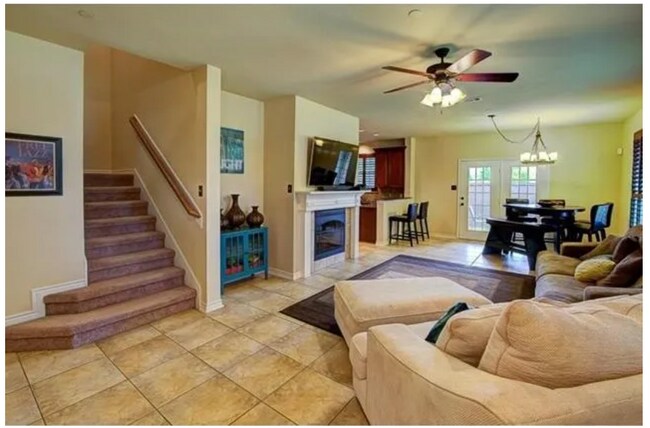 Foto del edificio - 5899 Clearwater Dr