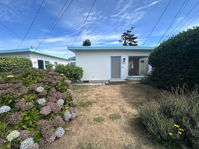 Foto del edificio - 1225 K St