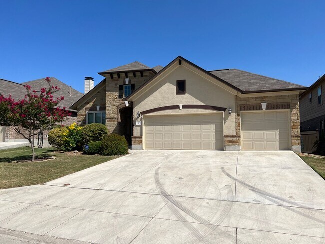 Foto del edificio - GORGEOUS ONE STORY HOME IN THE NEW BRAUNFE...