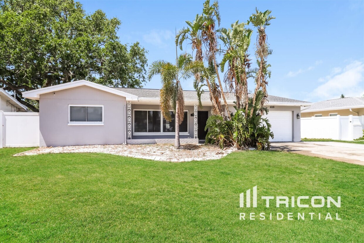 Foto principal - 6355 29th St S