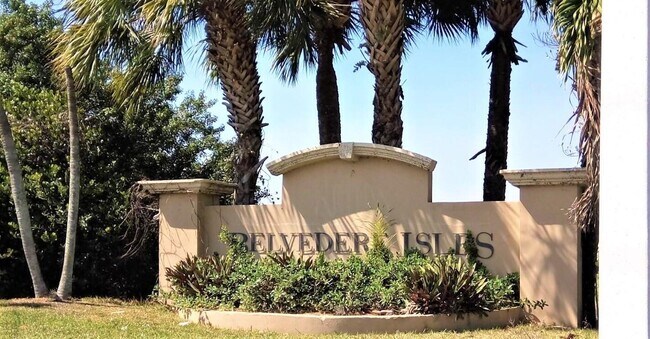 Foto del edificio - 1145 Golden Lakes Blvd