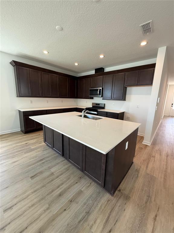 Building Photo - 1373 Stoneway Pl