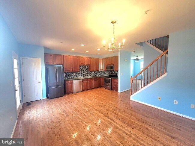 Foto del edificio - 30 Hallsdale Ct