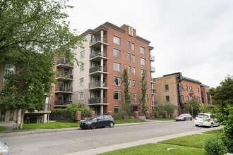 Building Photo - 333-122 22 Ave SW