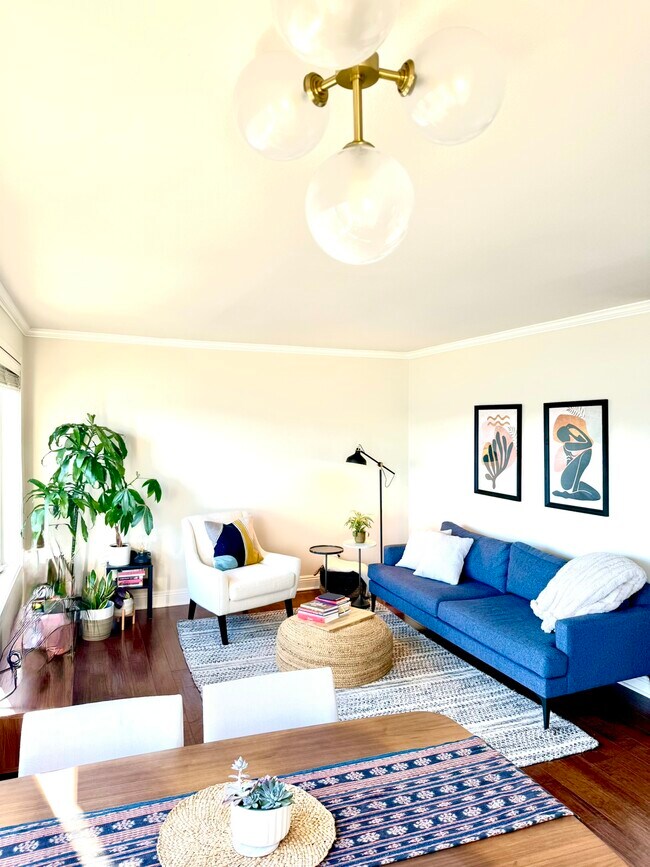 Foto del edificio - 334 Lakeside Ave S
