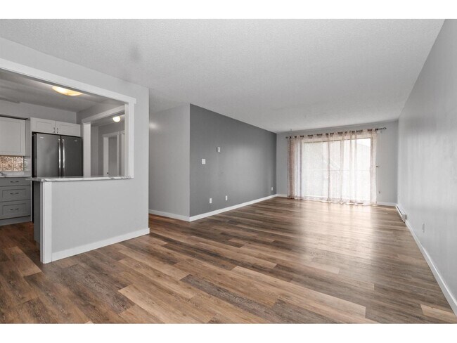 Photo du bâtiment - 9417-9417 Nowell St