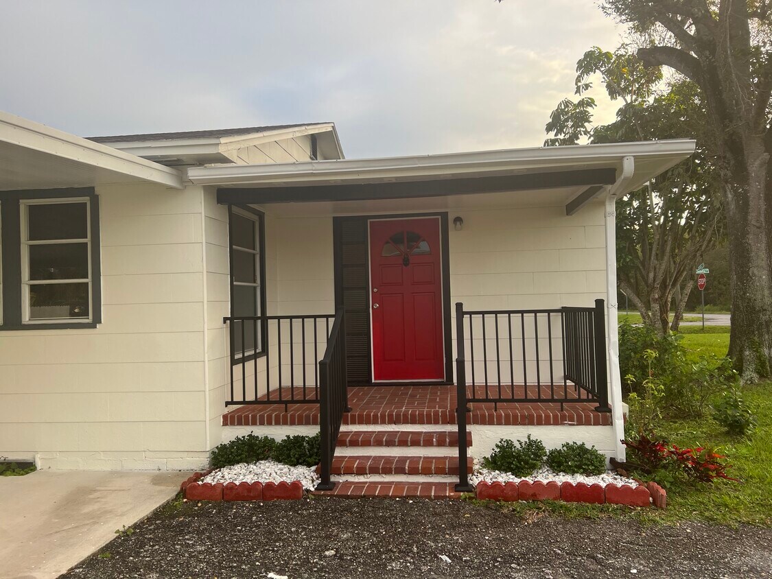 2304 S 41st St, Fort Pierce, FL 34950 House Rental in Fort Pierce, FL
