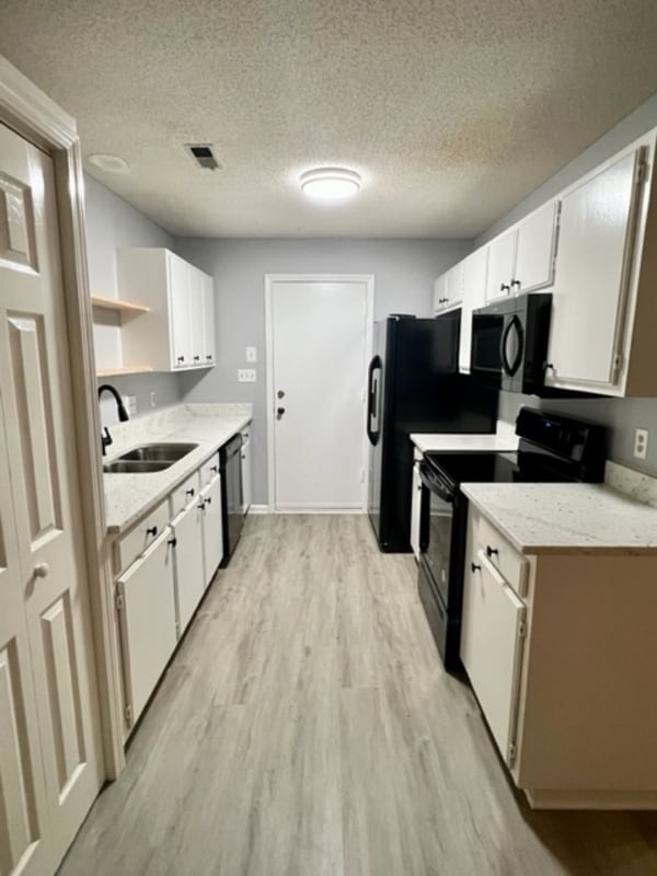 Building Photo - 7321 Captain Neal Ln