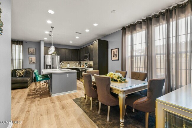 Foto del edificio - 228 Carrizo Creek Rd