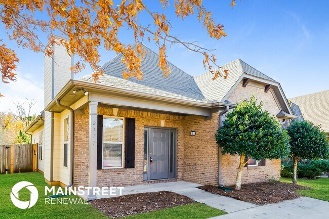 Foto del edificio - 2111 Adkins Pl