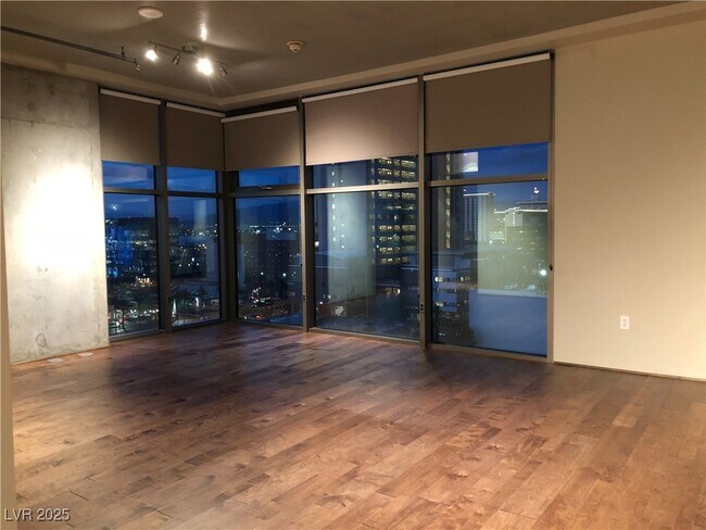 Foto del edificio - 353 E Bonneville Ave