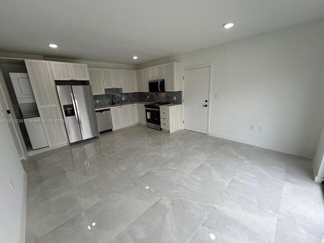 Foto del edificio - 14569 SW 262nd St