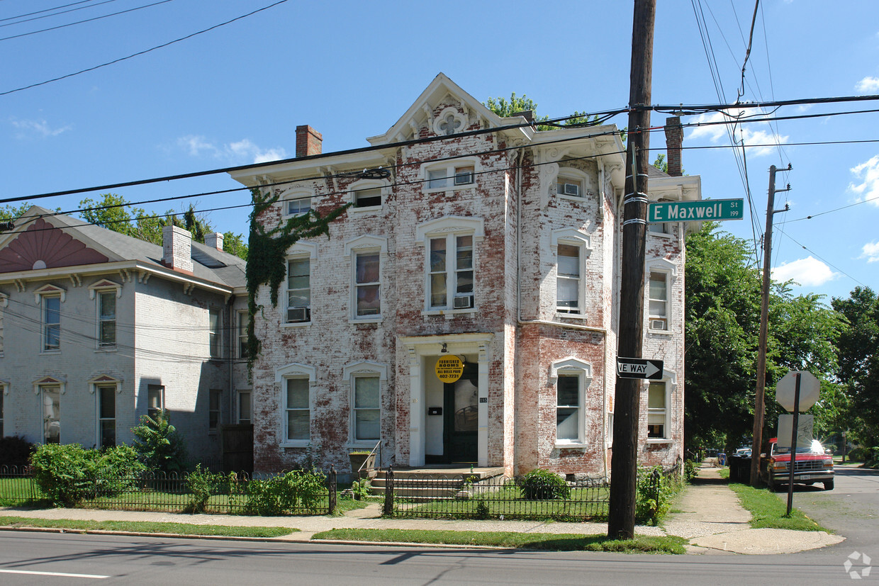 Primary Photo - 185 E Maxwell St