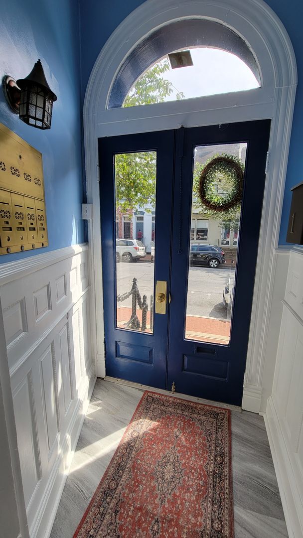 Foto del edificio - Beautiful Downtown Apartment for Rent!