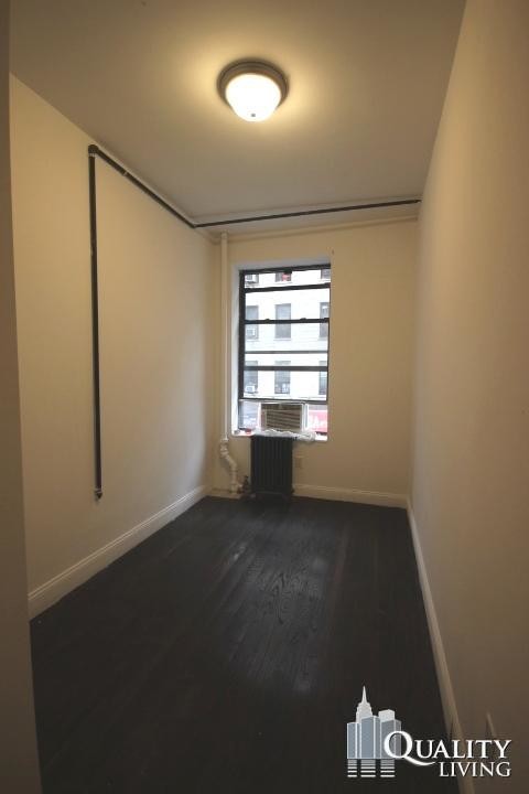 Building Photo - 221 E Broadway