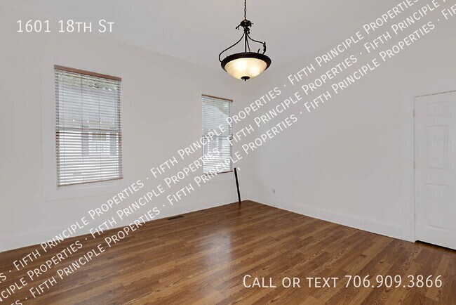 Foto del edificio - 1601 18th St