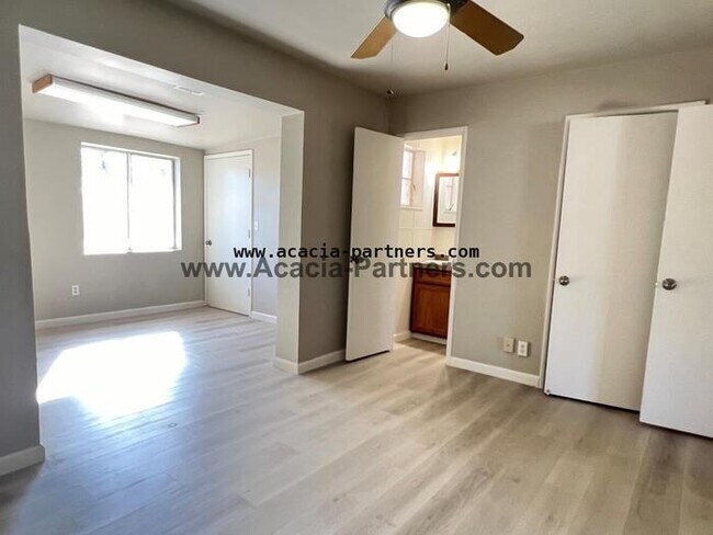 Building Photo - Four Bedroom Home in Silverbell Terrace