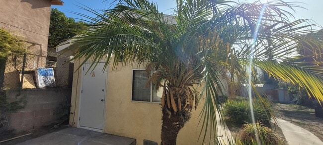 Front Entrance - 1356 Neola St